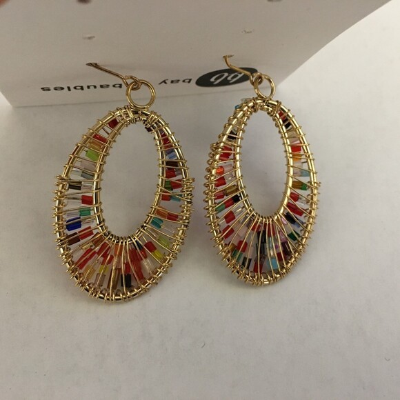NIB Bay to Baubles Women's Drop Earrings Jared Multi-color Beaded Oval NWT - Picture 5 of 5